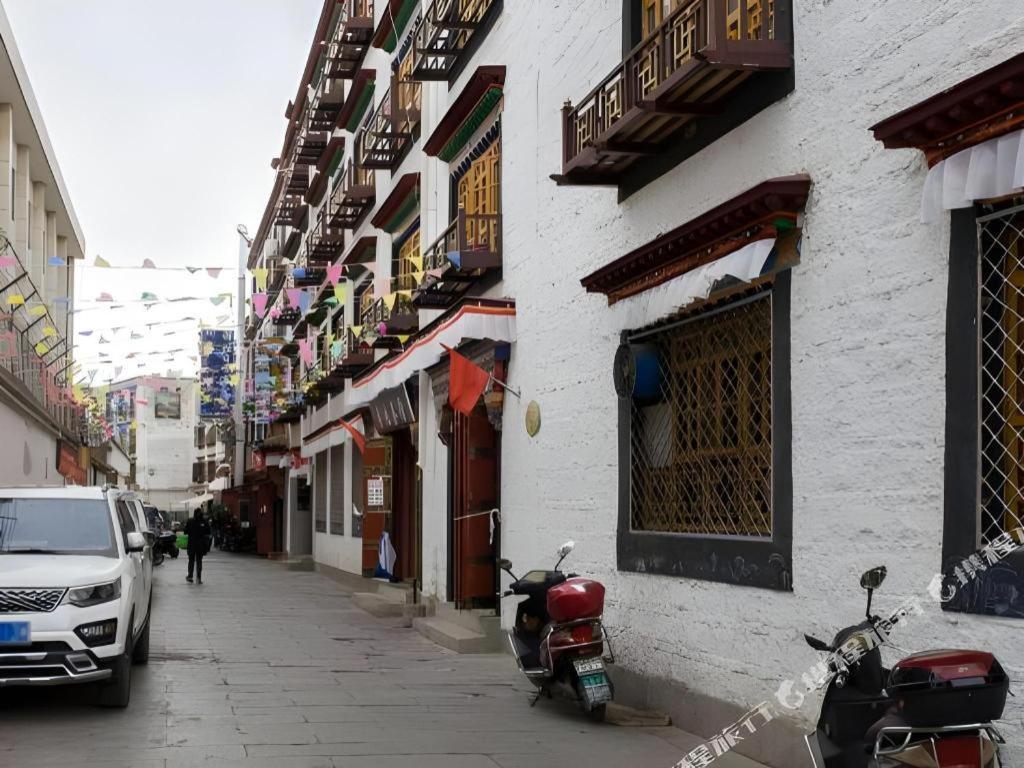维也纳国际酒店拉萨布达拉宫大昭寺店 外观 照片